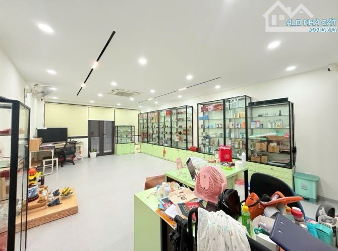 BÁN NHÀ KHU PHÂN LÔ TRẦN QUANG DIỆU - 65M2 - 7 TẦNG THANG MÁY - 5.2M MẶT TIỀN - 29.8 TỶ