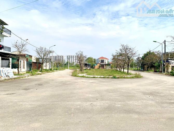 SIÊU PHẨM ĐẤT NỀN KQH XUÂN PHÚ, TP HUẾ KẸP MƯƠNG GIÁ CHỈ HƠN 4TY