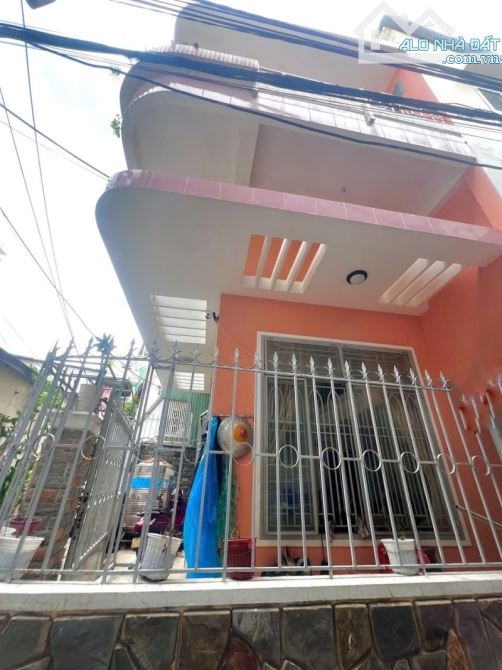 Bán nhà Nguyễn Du, 3 tầng,3PN, DT lớn, lô góc thoáng, gần sông Hàn, giá tốt chỉ 4.x tỷ