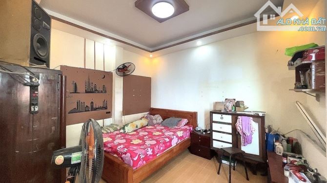 BÁN NHÀ HẺM ĐƯỜNG VÕ THỊ SÁU-DT:NGANG 4M-4 TẦNG-GIÁ 7,65 TỶ TL