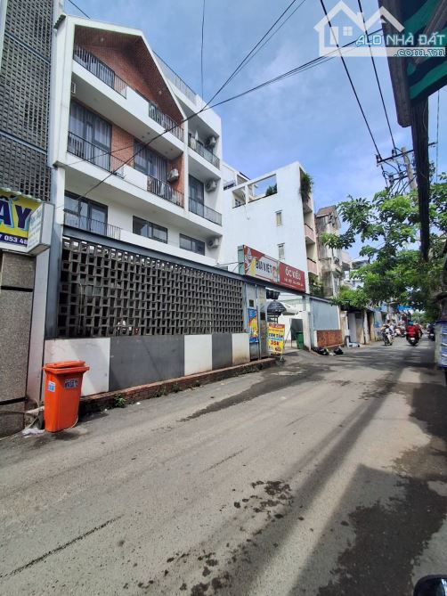Căn hộ dịch vụ 4 tầng ngang 8m 169m2, mặt tiền đường số 17 Tân Thuận Tây Q7 chỉ 27.5 tỷ