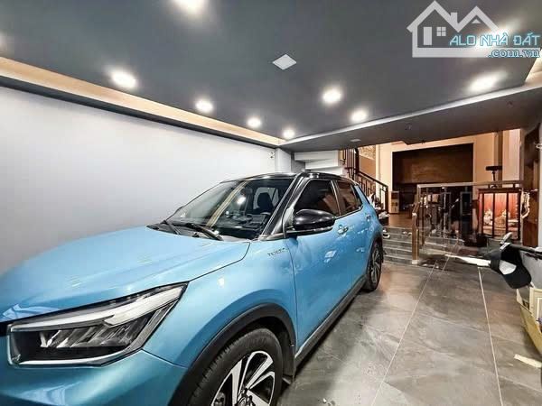 🔥Ô TÔ NGỦ TRONG NHÀ🔥 - 5 TẦNG - CÓ THANG MÁY - 60M2 (4 x 15) - FULL NỘI THẤT - CHỈ 9.xTY