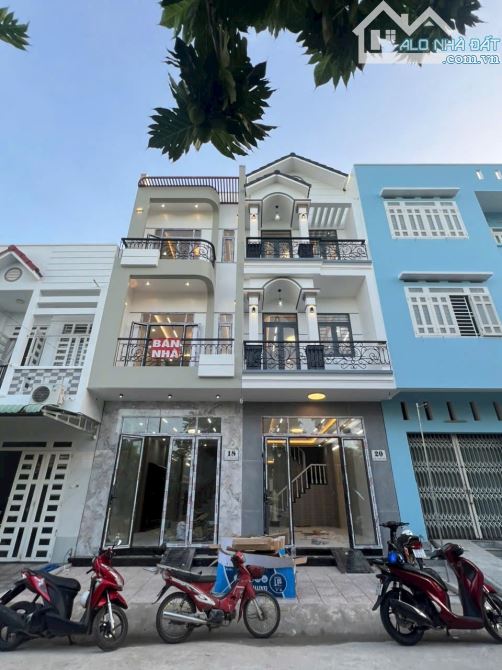 ❌️NHÀ 2 LẦU ĐỐI DIỆN CÔNG VIÊN KDC ĐẠI HỌC Y DƯỢC CẦN THƠ
