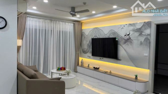 Bán căn hộ Báo Nhân Dân 61m2 giá 4,4 tỷ căn 2PN 2WC full nội thất