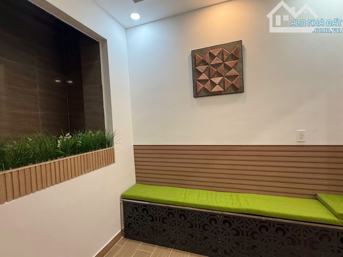 Bán nhà MT nội bộ Bùi Minh Trực- 4m x 13- 52m/2 - 1 trệt 4 Lầu + sân thượng - 4PN - F6 Q8 - 10