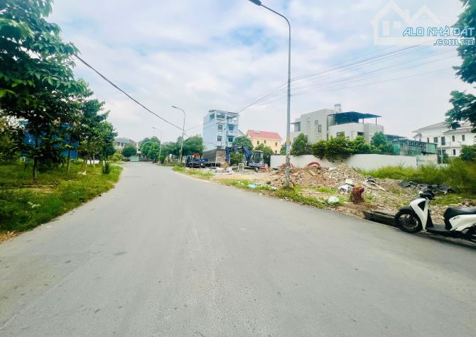 Bán đất nền góc mặt đường 49 BT. Đông Quận 2 cũ gần chợ Tân Lập nền F2a (240m2) 109 tr/m2 - 11