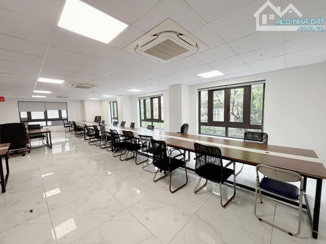Bán nhà tòa văn phòng Nguyễn Xiển kinh doanh DT 110 8T GIÁ 40T - 4