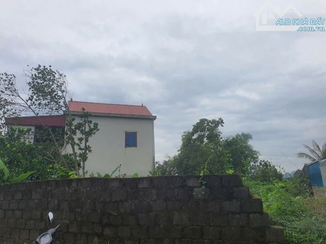 BÁN ĐẤT THANH CAO-LƯƠNG SƠN-HÒA BÌNH DT 555M2 FULL TC GIÁ CHỈ NHỈNH 3TR/M2 - 4