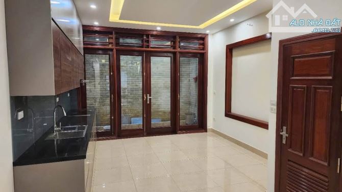 nhà đẹp 5 tầng phố ÁI MỘ -BỒ ĐỀ: 88m2 MT5m Ô TÔ TRÁNH chỉ 20tỷ - 1