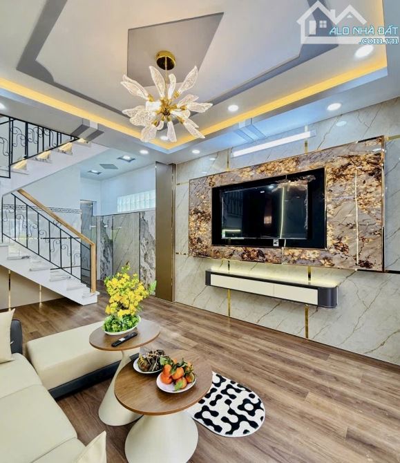 50M2  LÔ GÓC THOÁNG MÁT NGAY QUANG TRUNG MỚI CHI HƠN 5TỶ - 1
