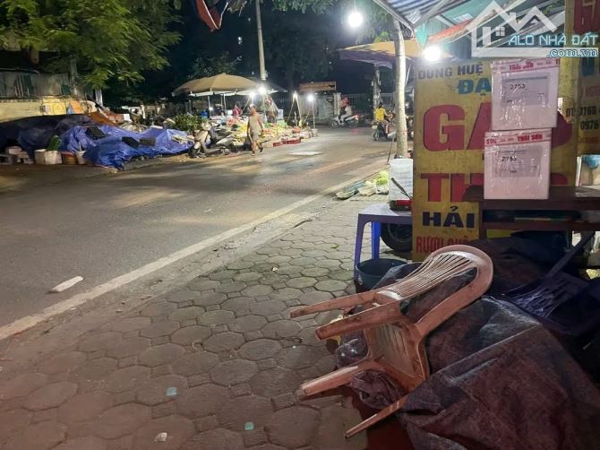 HÀNG HIẾM ĐỖ NHUẬN - PHÂN LÔ - VỈA HÈ - MẶT TIỀN RỘNG - KINH DOANH ĐỈNH - 1