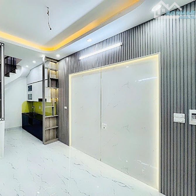 BÁN NHÀ MỚI PHỐ ĐỘI CẤN, 5T, 3PN, SỔ ĐỎ CHÍNH CHỦ, GẦN PHỐ, TIỆN ÍCH ĐẦY ĐỦ, GIÁ TỐT - 1