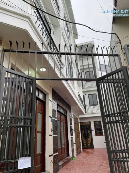 48m2 giá 6,4tỷ có thương lượng , bán nhà Cự Khối , Long Biên ,lô góc gần cầu Thanh Trì - 1