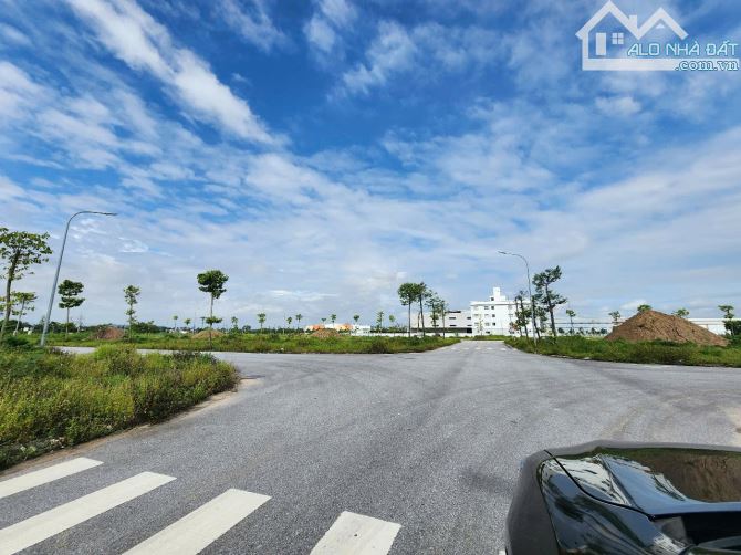 CẦN BÁN LÔ GÓC DỰ ÁN VẠN XUÂN LIÊN YÊN PHONG BẮC NINH - 1