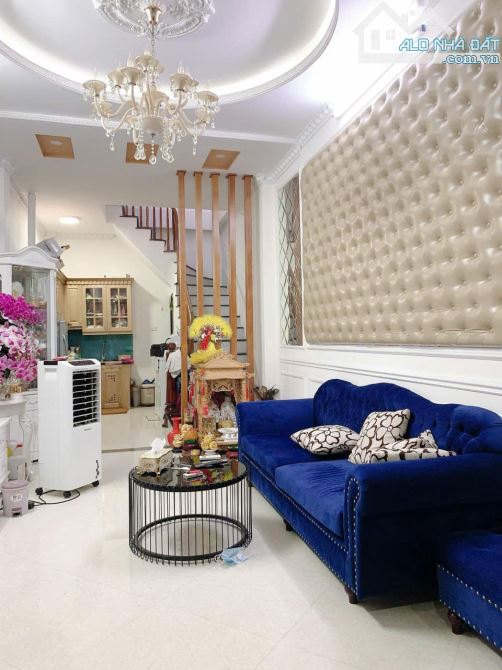 Cho thuê nhà phố Hào Nam đống đa hà nội 40m2x5T Full nội thất như hình - 1