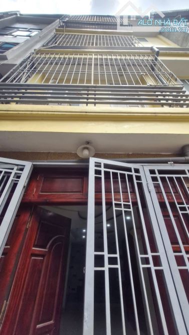 TRƯƠNG ĐỊNH , 47M2 x 5T MỚI , GIÁ ĐẦU TƯ , SỔ NỞ HẬU , MẶT TIỀN 5M , 8,35 TỶ - 1