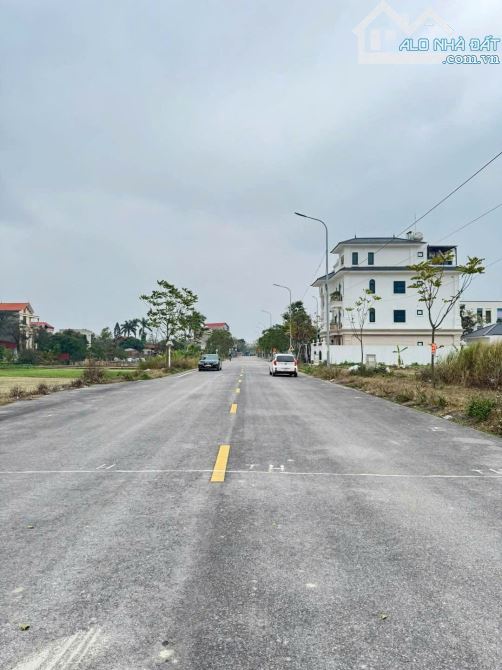 Chủ bán lô đấu giá Kim Chân Bắc Ninh đường 20m giá hợp lý - 1
