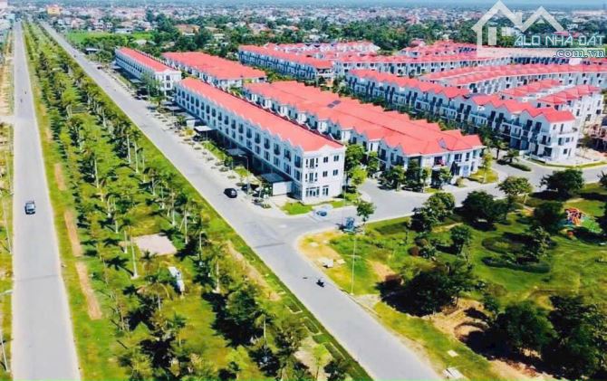 Bán Shophouse 3 tầng đã hoàn thiện Khu đô thị mới Royal Park Huế, mặt tiền Lê Đức Anh - 1