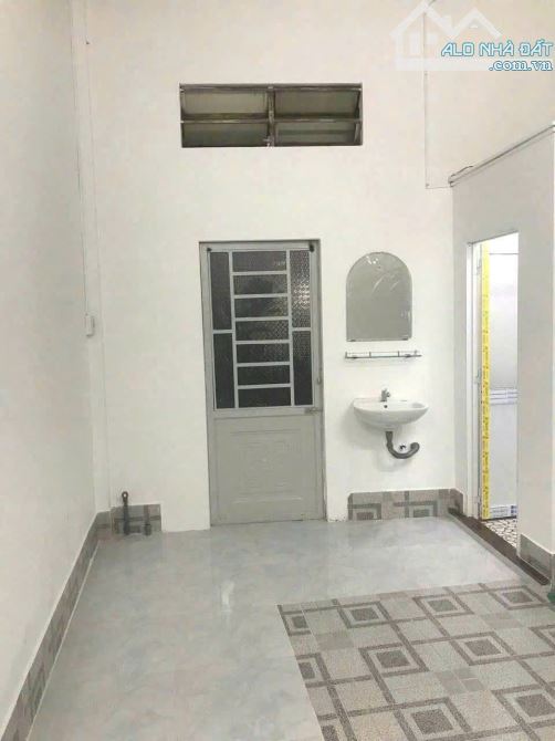 Kẹt tiền CHủ Cần Bán nhanh Căn nhà 57m2 Ở Nhà Vuông Trung Chánh Hóc MÔn 890triệu - 1