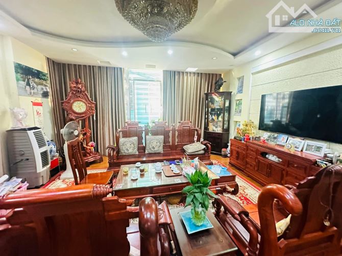 Bán nhà phố Vũ Tông Phan 60m 5T - Lô góc - Ô tô - Kinh doanh 18.6 tỷ - 1