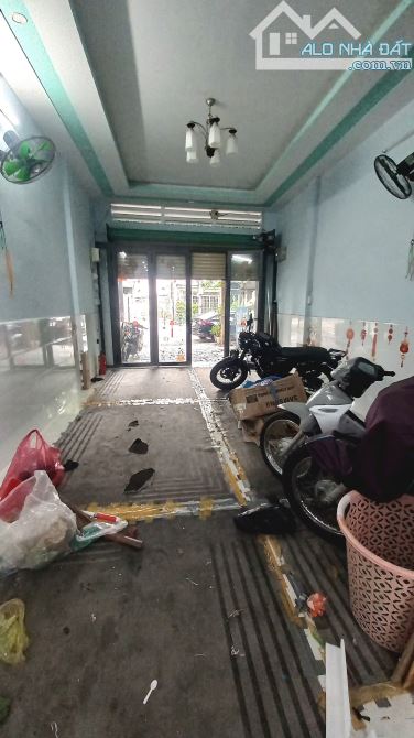 Bán nhá 1 trệt 1 lầu mặt tiền Hưng Đạo Vương, gần Ga Biên Hòa, 60m2, giá 6 tỷ 800. - 1