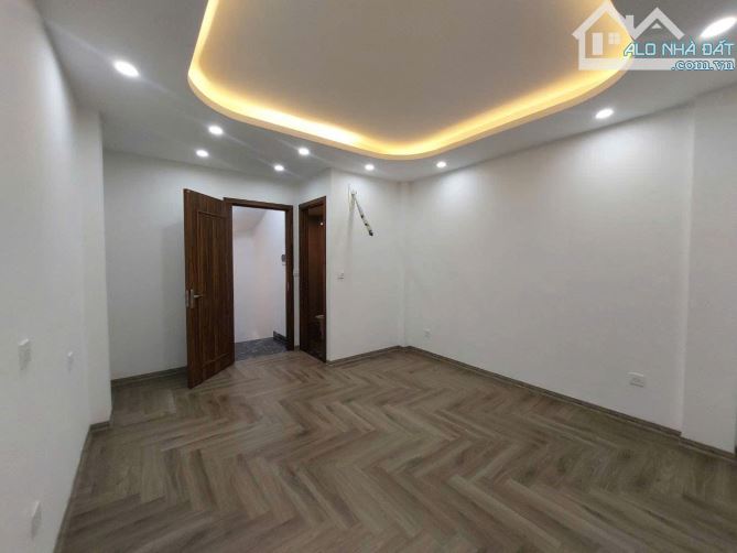 B.Á.N N.H.À TRẦN DUY HƯNG - 10M RA Ô TÔ - NGÕ NÔNG - 6 TẦNG - MT 4M - 8.6 T.Ỷ - 1