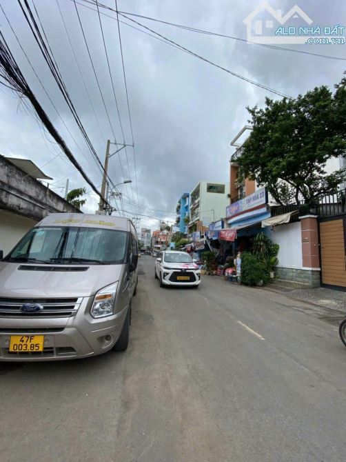 Góc 2 MT ngay Lý Thường Kiệt, chợ Tân Bình, 14 x 23 - CN: 322 - Giá: 73 tỷ TL - 1