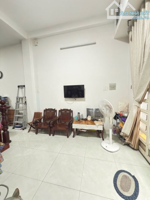 KHU PHÂN LÔ 55M2 - AN PHÚ ĐÔNG QUẬN 12  GẦN CHỢ - HXH 5M - CÁCH GÒ VẤP 5 PHÚT - 4.x T.Ỷ - 1