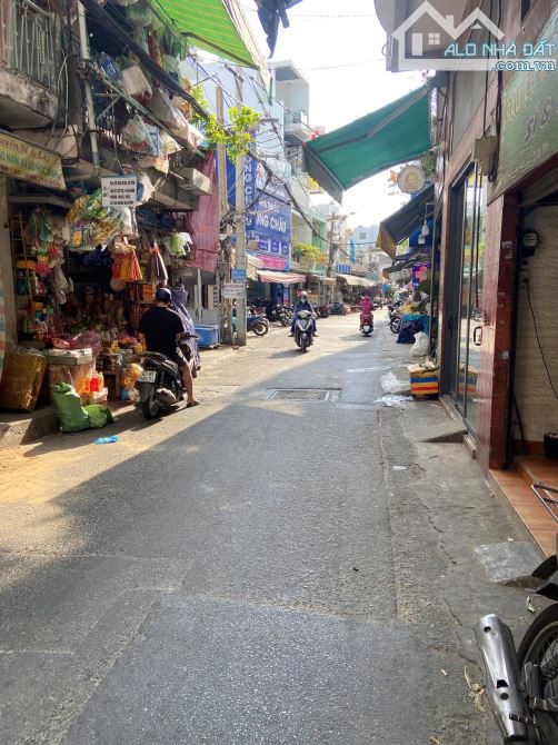 Bán nhà hẻm 373 Lý Thường Kiệt ,p9 ,Tân Bình .DT:4.3x22m .CN 96m .Giá :13.3 tỷ - 1