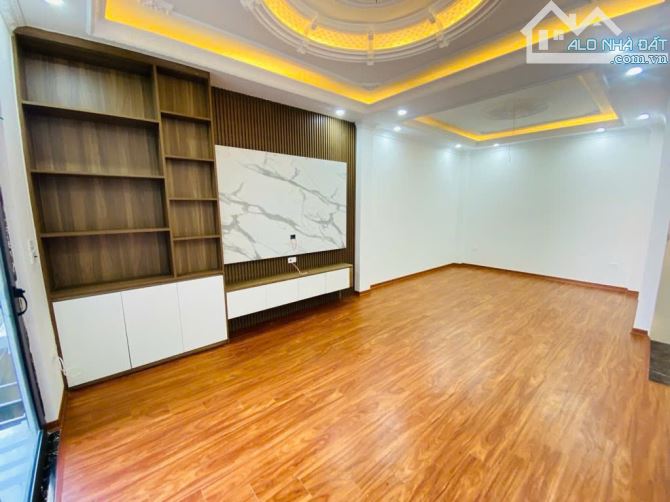 BÁN NHÀ VĨNH QUỲNH 40M2 x 5 TẦNG  MỚI KOONG  SỔ NỞ HẬU GIÁ SIÊU ĐẸP CHỈ 4.9 TỶ - 1