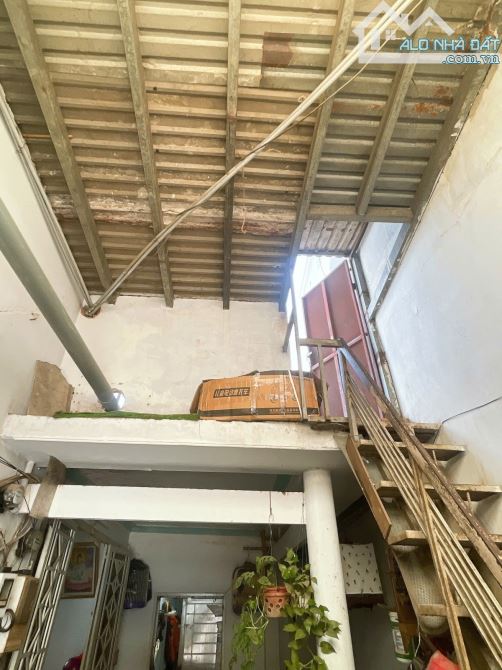 Bán Nhà Hẻm Xe Hơi Đường Số 3 Bình Tân, Sát Aeon , Nhà Nát, 140m2, Nhỉnh 7 Tỷ TL - 1