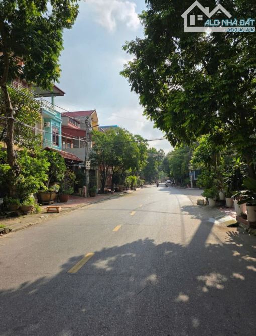 CC bán nhà phố Lương Đình Của - khu Bồ Sơn - p Võ Cường - Bắc Ninh. Giá 10 tỷ - 1