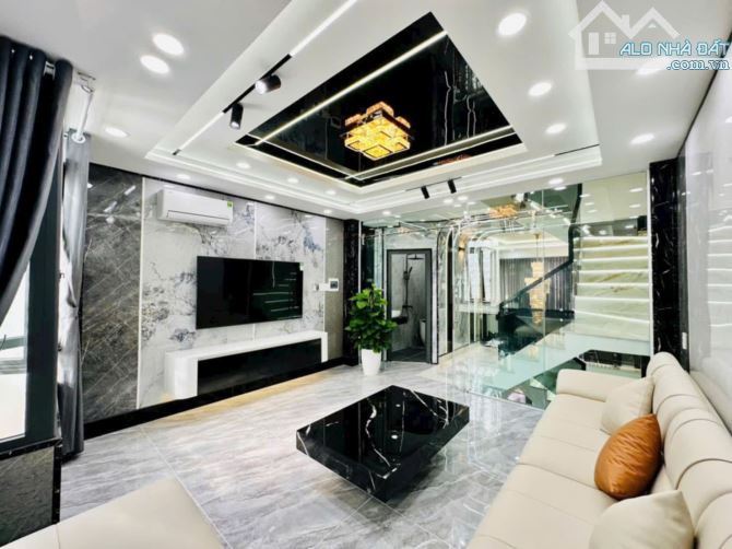 Nhà đẹp 5 tầng 50m2 4,2x12 Full nội thất - Dương Thị Mười Quận 12 - HXH - Chỉ 6,8 tỷ TL - 1
