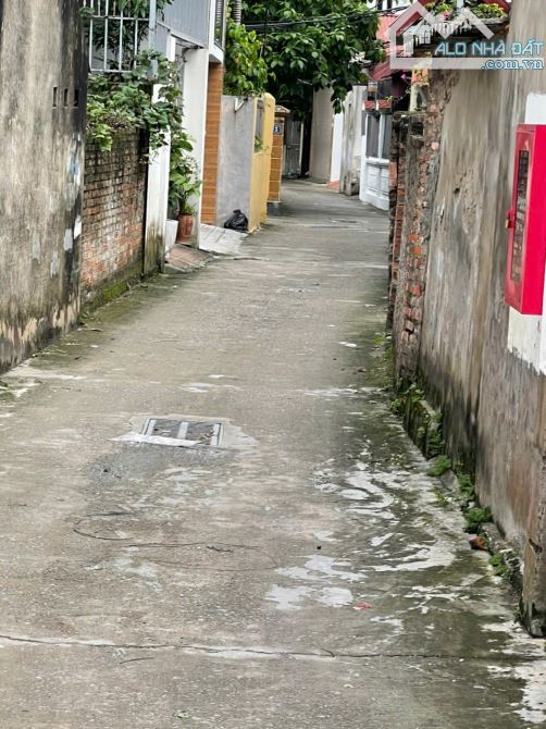 RẺ NHẤT PHÚC LỢi  NHÀ ĐẸP - MẶT TIỀN RỘNG -GẦN TRƯỜNG, CHỢ, TRUNG TÂM - TẶNG NỘI THẤT - 1