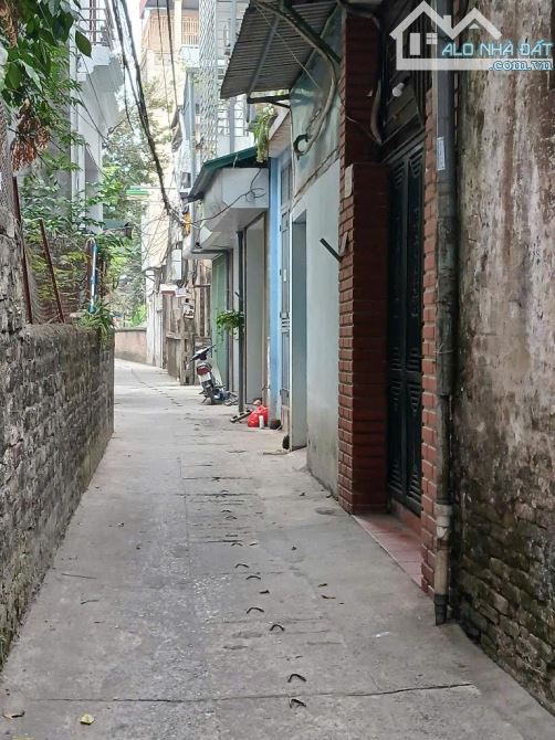 Bán nhà Đông Ngạc, DT 42m2 nhà dân xây, ngõ thông, ô tô đỗ gần, giá 6,5 tỷ - 1