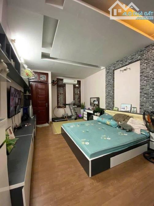 Cần bán nhanh nhà Kim Giang, ngõ thông ô tô, mua 1 được 2 nhà, 120m2 22 tỷ - 1