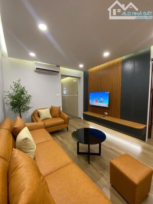 BÁN CĂN HỘ TẬP THỂ TRƯỜNG CHINH 100M2 SỬ DỤNG- GIÁ 4.45 TỶ  VỊ TRÍ ĐẸP - SÁT VÁCH BỆNH VIỆ - 1
