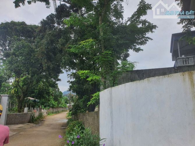 BÁN ĐẤT THANH CAO-LƯƠNG SƠN-HÒA BÌNH DT 555M2 FULL TC GIÁ CHỈ NHỈNH 3TR/M2 - 5