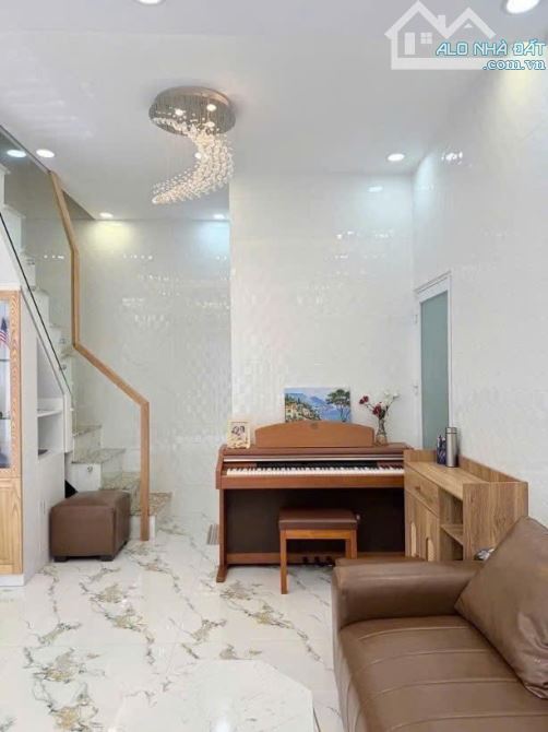 Hẻm 5m Ô TÔ Lê Văn Sỹ Thông Bùi Thị Xuân P.1 Tân Bình 50m2, 2 Tầng 3PN. Chỉ 9 tỷ - 2