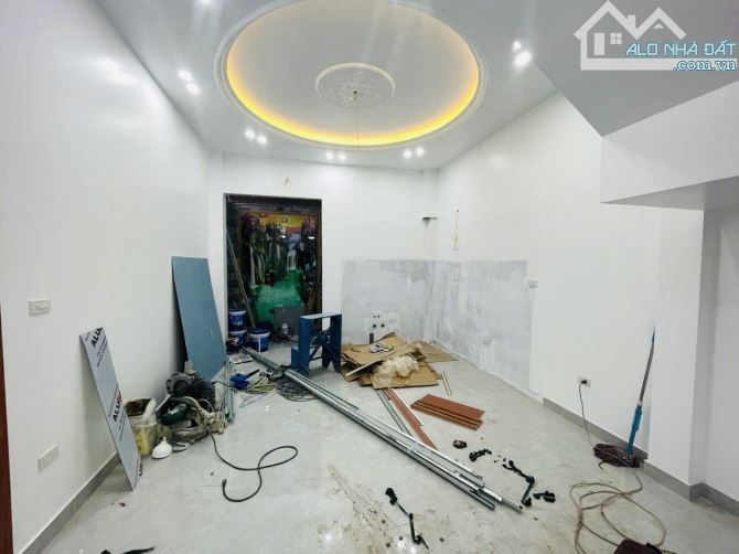 🏡 BÁN NHÀ 3 TẦNG NGÕ 430 TRẦN NGUYÊN HÃN LÊ CHÂN 68M GIÁ CHỈ 3,95 TỶ SÂN CỔNG - 2