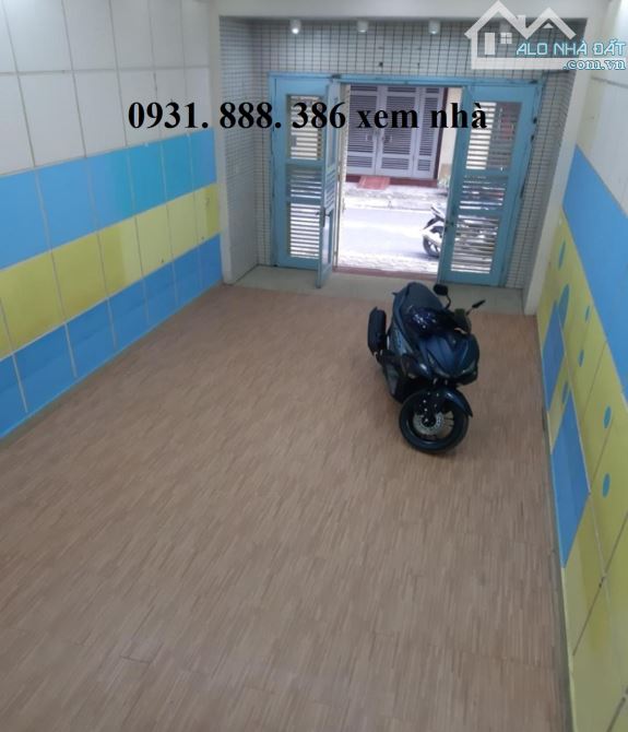Nhà cho thuê ngõ 106 Hoàng Quốc Việt, Diện tích 65m2 x 5 tầng mặt tiền 4,8m , ô tô đậu cửa - 2