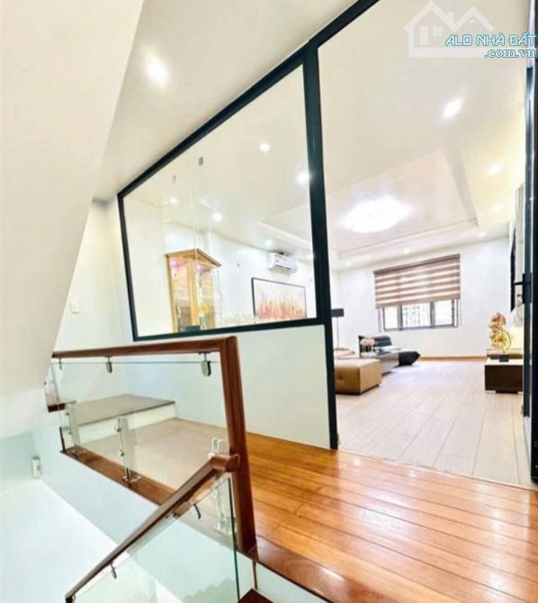 🌸4 tỷ, bán nhà ttp  Đinh Nhu, An Dương, Lê Chân  + Nhà 5 tầng vị trí kinh doanh,  ô tô đỗ - 2