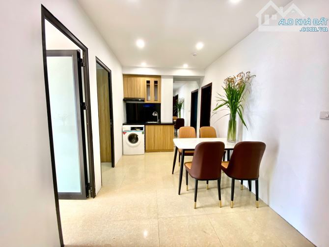 Cho Thuê CCMN Mặt Phố 204 Trung Kính Cầu Giấy 60m2 2N1K Cửa Sổ Thang Máy Giặt Riêng Ô Tô - 2