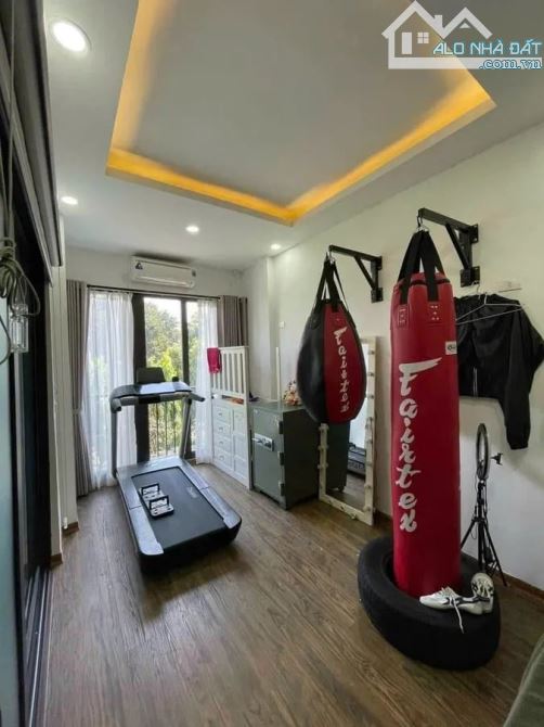 NHÀ MẶT PHỐ CÙ CHÍNH LAN, TRUNG TÂM QUẬN, KINH DOANH, Ô TÔ, VỈA HÈ, 2 THOÁNG, 32M2, 10.5T - 2