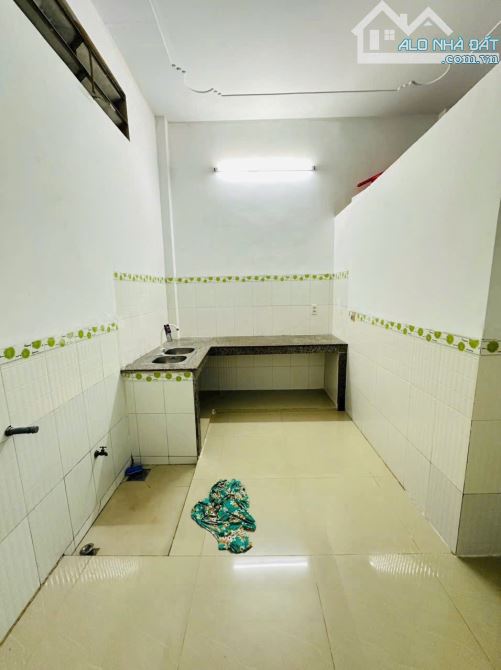 Kẹt tiền ! Cần bán gấp căn nhà cấp 4 ở Đ. Tân Xuân 2 , Hóc Môn 81m2 SHR giá chỉ 940 triệu - 2