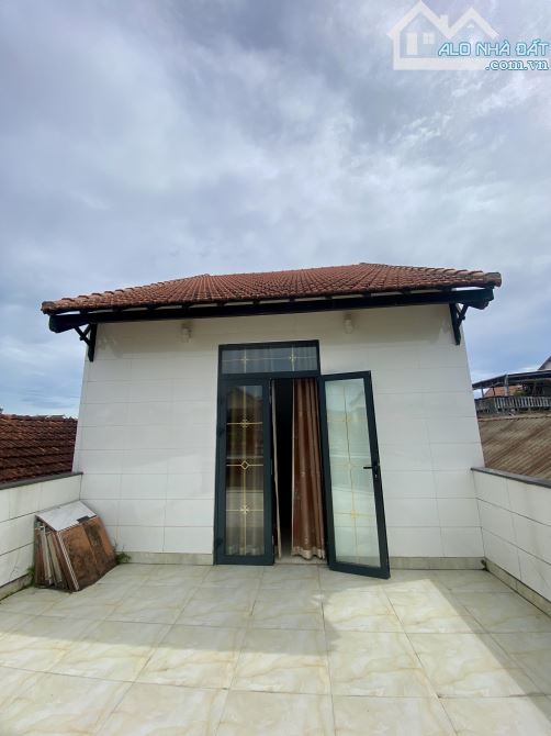BÁN NHÀ 2.5 TẦNG KIỆT Ô TÔ CHẾ LAN VIÊN THÔNG ĐÀO TẤN- ĐỐI DIỆN CÔNG VIÊN - 2