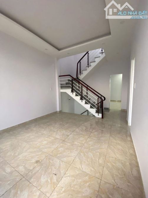 NHÀ 125M2 CỰC ĐẸP KẾ TRẦN HƯNG ĐẠO, NHÀ PHỐ DĨ AN, ÔTÔ VÔ NHÀ, NGANG 7M 8 PN, CHỈ 5 TỶ - 2