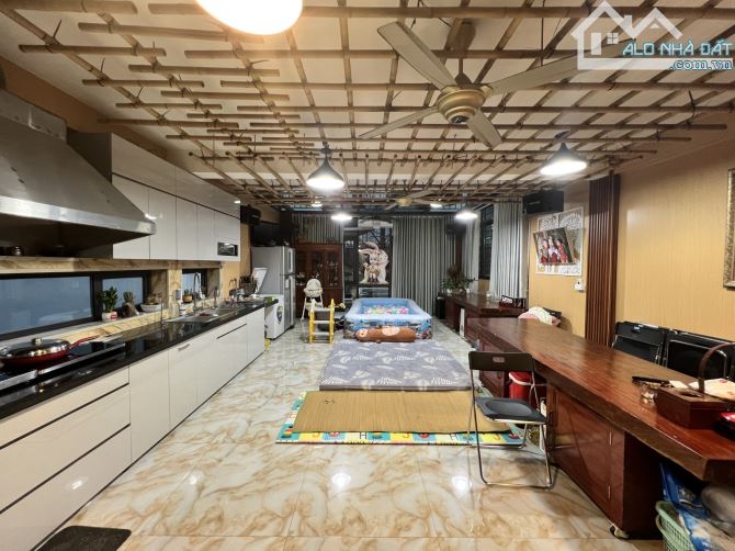 Bán Tòa Nhà 7 Tầng Kinh Doanh Vỉa Hè Ô Tô, Mặt Hồ Linh Quang, Đống Đa, 65m2, Nhỉnh 21 Tỷ - 2