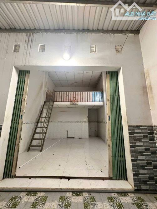 Sát Aeon Tên Lửa - Chân Dài Chia Đôi Cho Thuê - 2 Mặt Tiền 4m Thông - Hoàn Công Đủ- 3,85Tỷ - 2