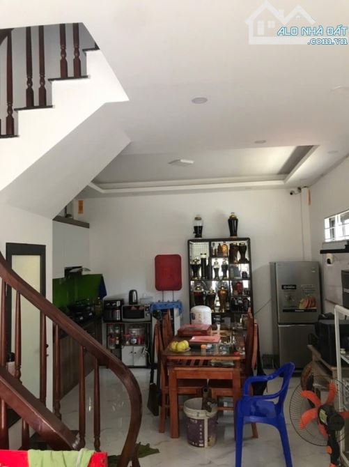 Nhà Lai Xá lô góc ngõ thông 37m2 mặt tiền gần 4m 4 tầng dân xây tặng nội thất 5 tỷ 5 - 2